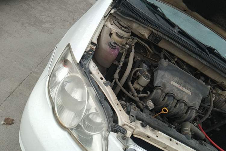 Used BYD F3 2015 Energy-Efficient Model 1.5L Manual Comfort Edition Engine Bay Right