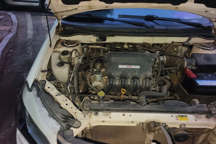 Used BYD F3 2015 Energy-Efficient Model 1.5L Manual Comfort Edition Engine Bay Right