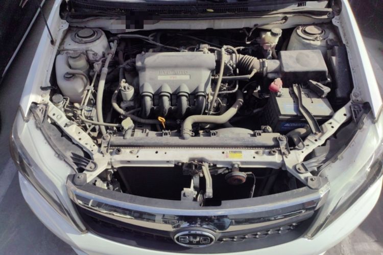 Used BYD F3 2015 Energy-Saving Edition 1.5L Manual Luxury Model Engine Bay