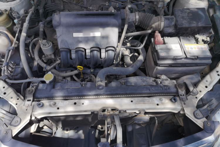 Used BYD F3 2015 Energy-Saving Edition 1.5L Manual Luxury Model Engine Bay