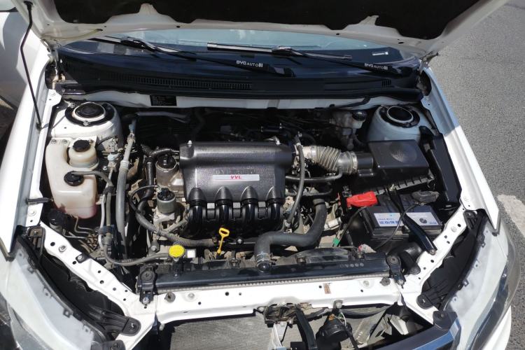 Used BYD F3 2015 Energy-Efficient Model 1.5L Manual Comfort Edition Engine Bay