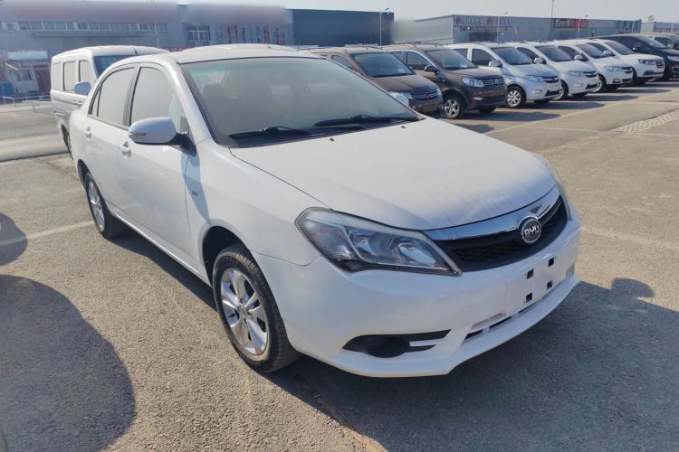 Used BYD F3 2015 Energy-Efficient Model 1.5L Manual Comfort Edition Exterior 2