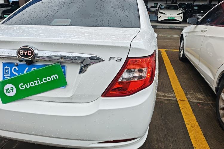 Used BYD F3 2015 Energy-Efficient Model 1.5L Manual Comfort Edition Exterior 3