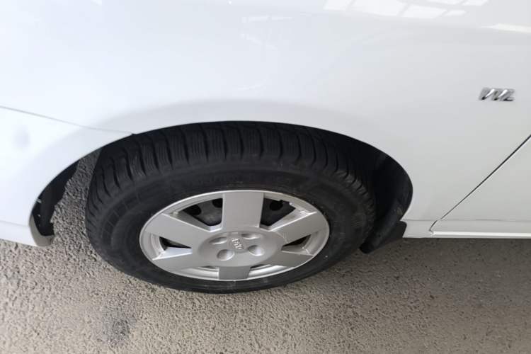 Used BYD F3 2015 Energy-Efficient Model 1.5L Manual Comfort Edition Exterior 4