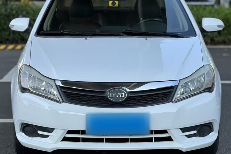Used BYD F3 2015 Energy-Saving Edition 1.5L Manual Luxury Model Exterior 5