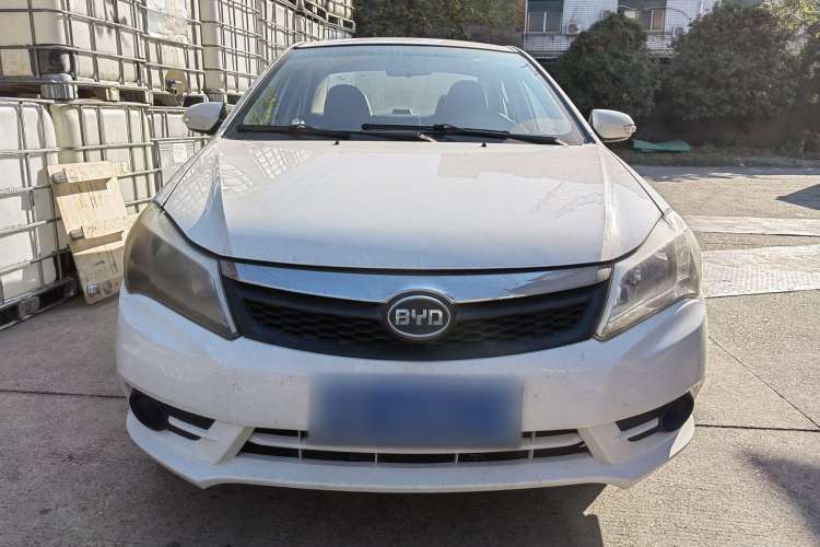 Used BYD F3 2015 Energy-Saving Edition 1.5L Automatic Luxury Model Front