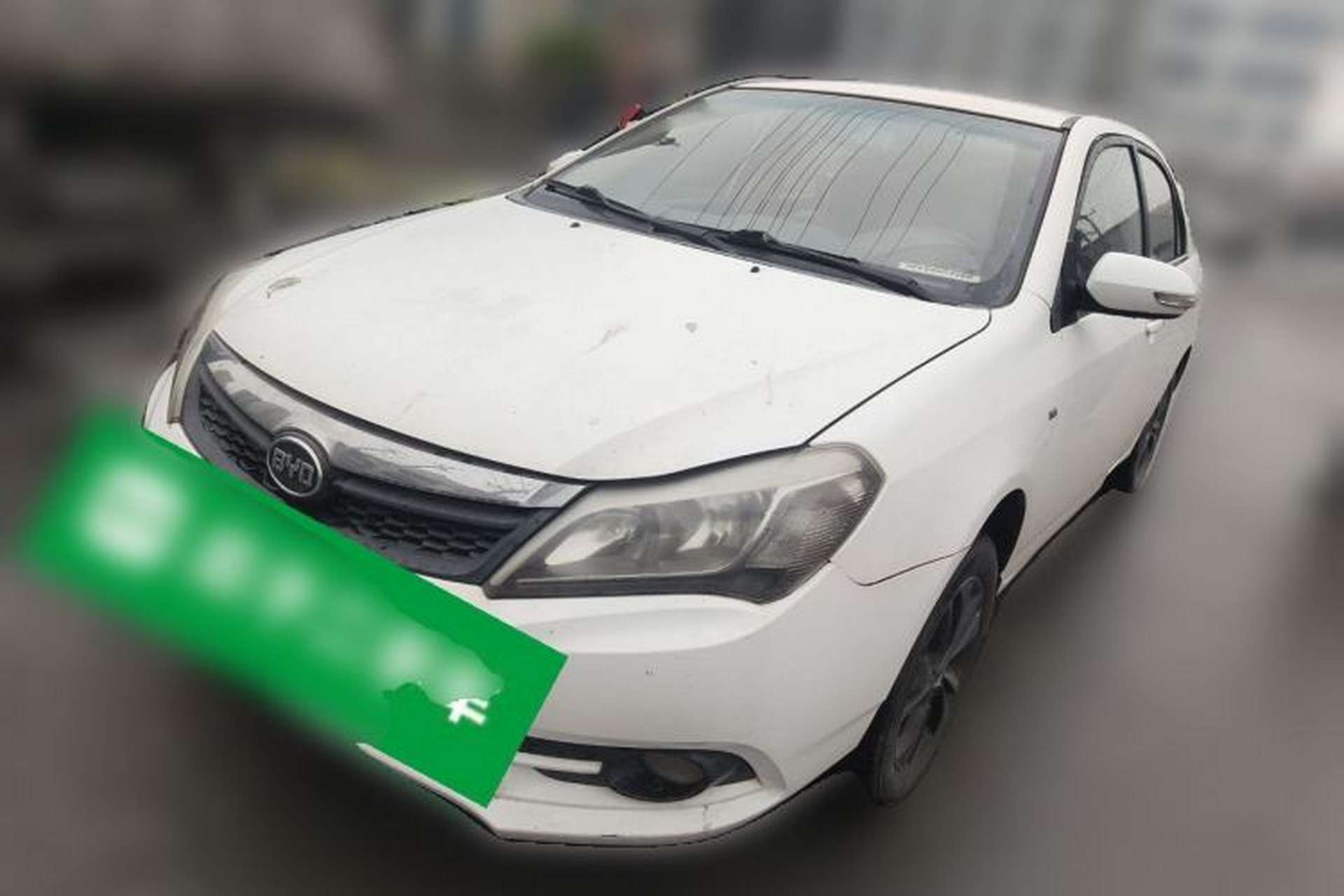 Used BYD F3 2015 Energy-Saving Edition 1.5L Manual Luxury Model Front Left 45 Deg