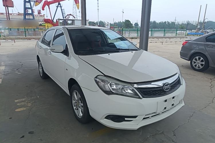 Used BYD F3 2015 Energy-Efficient Model 1.5L Manual Comfort Edition Front Right 45 Deg