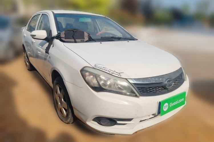 Used BYD F3 2015 Energy-Efficient Model 1.5L Manual Comfort Edition Front Right 45 Deg