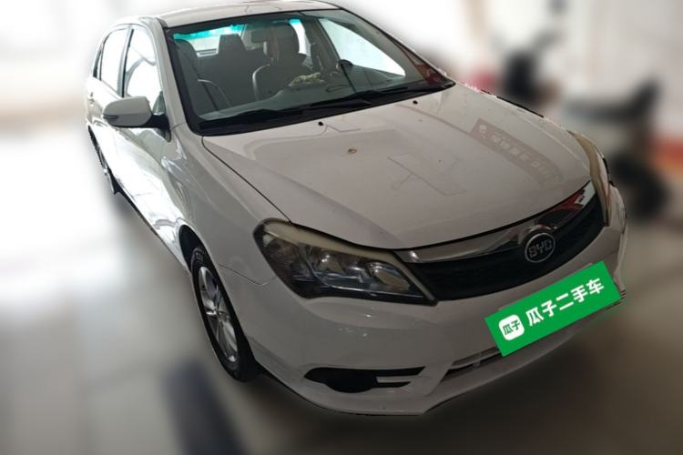 Used BYD F3 2015 Energy-Saving Edition 1.5L Manual Luxury Model Front Right 45 Deg