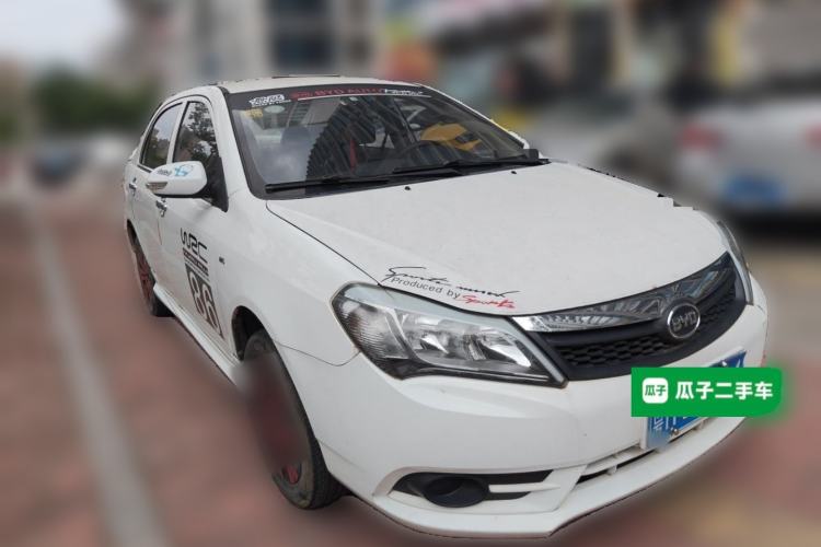 Used BYD F3 2015 Energy-Efficient Model 1.5L Manual Comfort Edition Front Right 45 Deg