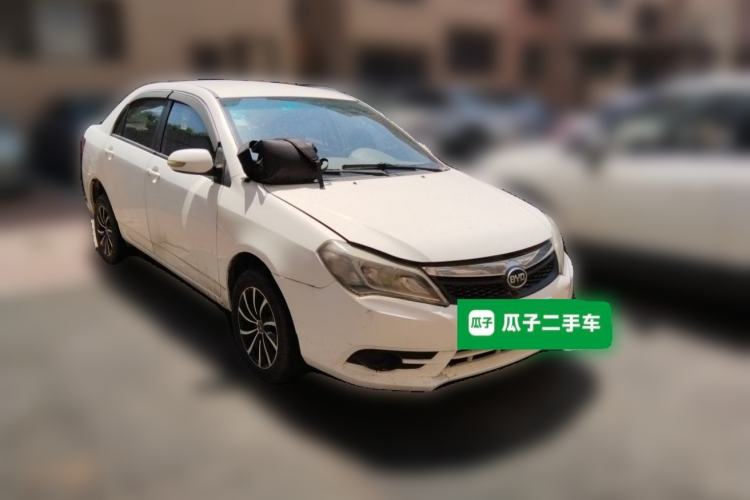 Used BYD F3 2015 Energy-Saving Edition 1.5L Automatic Luxury Model Front Right 45 Deg