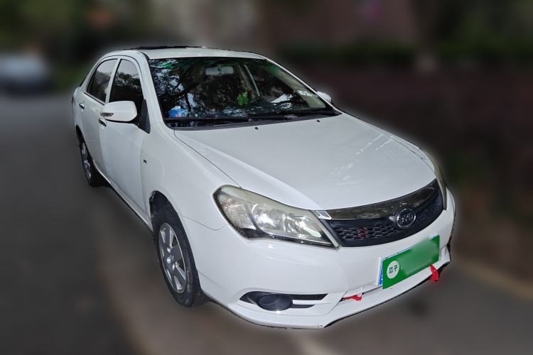 Used BYD F3 2015 Energy-Efficient Model 1.5L Manual Comfort Edition Front Right 45 Deg
