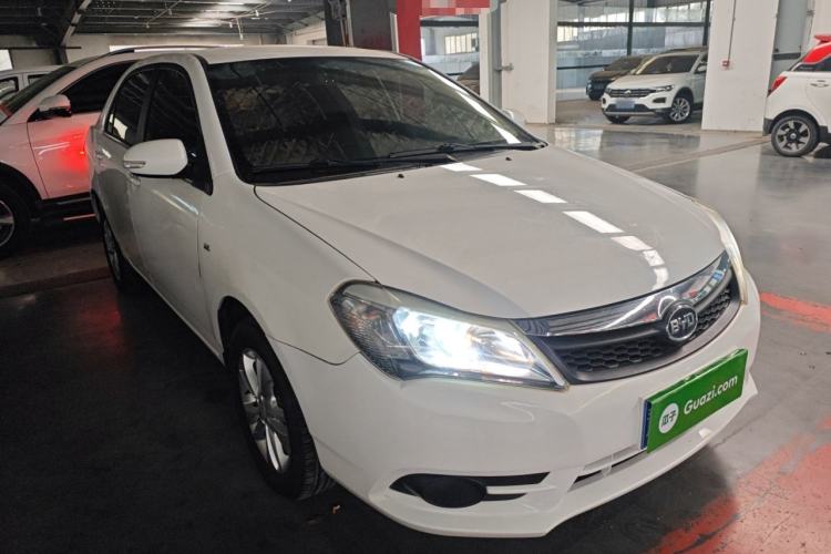 Used BYD F3 2015 Energy-Saving Edition 1.5L Automatic Luxury Model Front Right 45 Deg