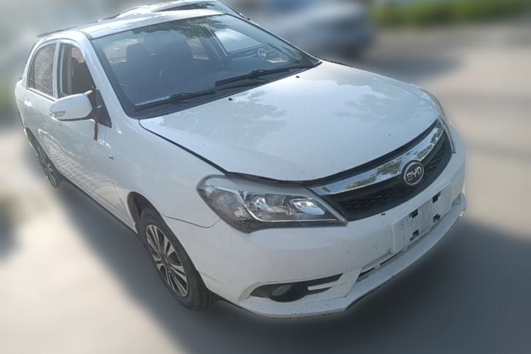 Used BYD F3 2015 Energy-Efficient Model 1.5L Manual Comfort Edition Front Right 45 Deg