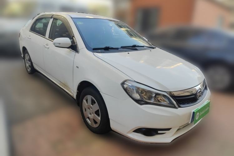 Used BYD F3 2015 Energy-Efficient Model 1.5L Manual Comfort Edition Front Right 45 Deg
