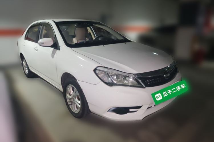 Used BYD F3 2015 Energy-Saving Edition 1.5L Manual Luxury Model Front Right 45 Deg