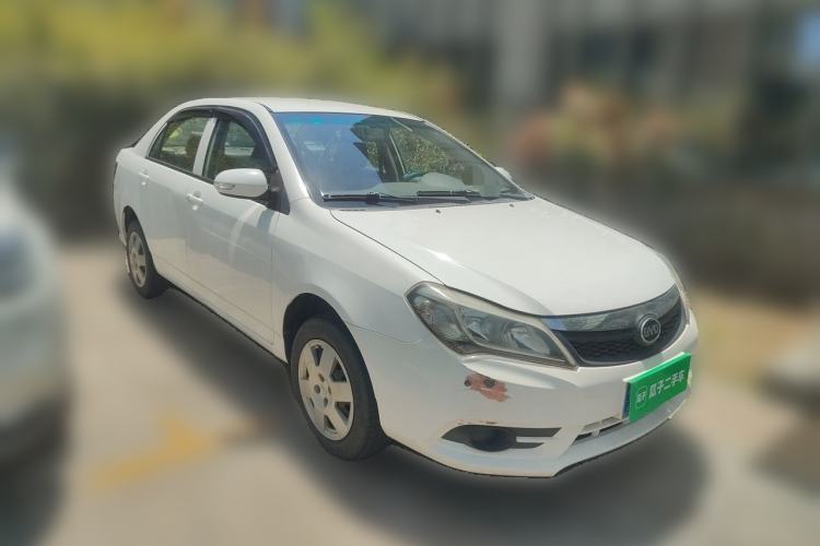 Used BYD F3 2015 Energy-Efficient Model 1.5L Manual Comfort Edition Front Right 45 Deg