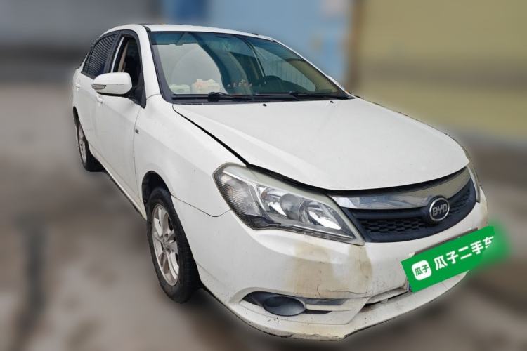 Used BYD F3 2015 Energy-Saving Edition 1.5L Automatic Luxury Model Front Right 45 Deg