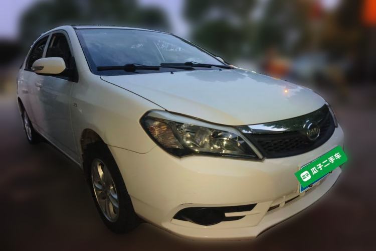 Used BYD F3 2015 Energy-Efficient Model 1.5L Manual Comfort Edition Front Right 45 Deg