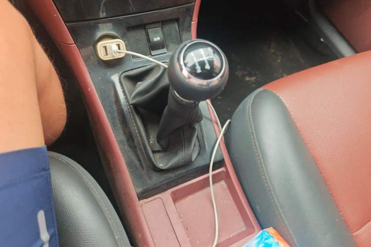 Used BYD F3 2015 Energy-Efficient Model 1.5L Manual Comfort Edition Gear Lever