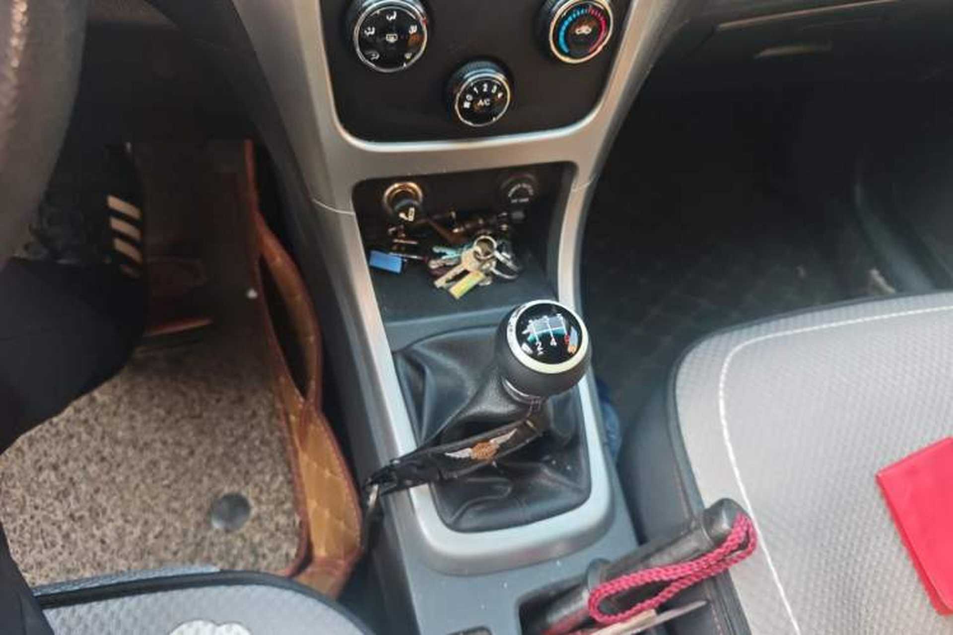 Used BYD F3 2015 Energy-Efficient Model 1.5L Manual Comfort Edition Gear Lever