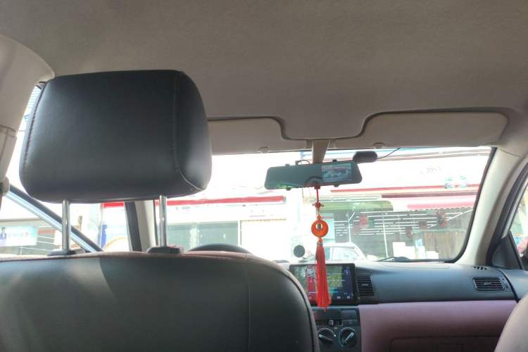 Used BYD F3 2015 Energy-Efficient Model 1.5L Manual Comfort Edition Headliner
