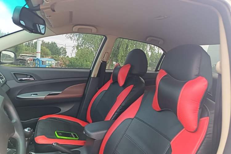 Used BYD F3 2015 Energy-Efficient Model 1.5L Manual Comfort Edition Headliner