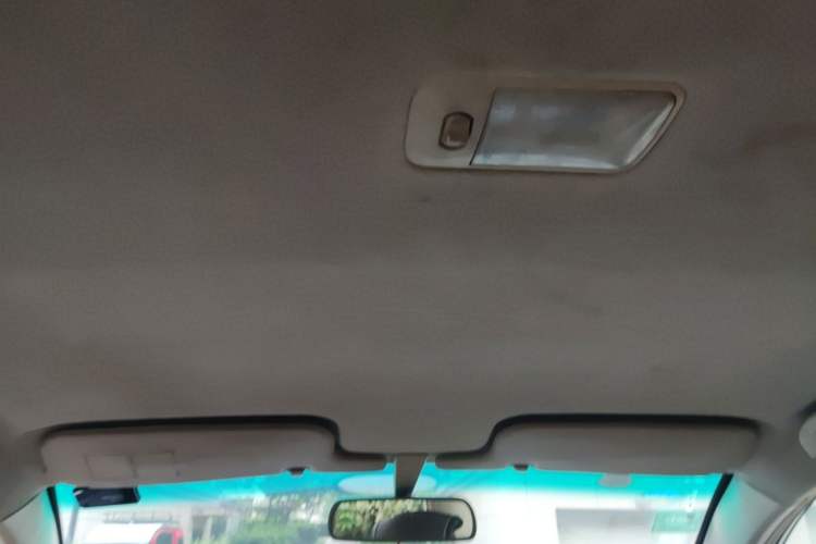 Used BYD F3 2015 Energy-Saving Edition 1.5L Manual Luxury Model Headliner