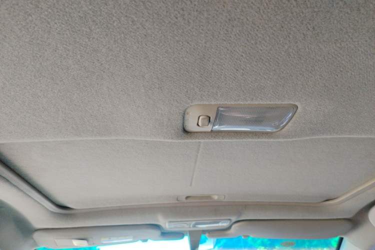 Used BYD F3 2015 Energy-Saving Edition 1.5L Manual Luxury Model Headliner