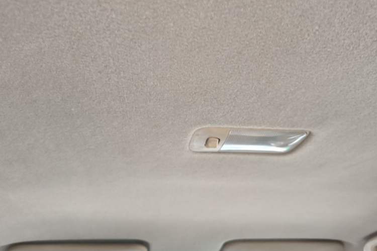 Used BYD F3 2015 Energy-Saving Edition 1.5L Manual Luxury Model Headliner