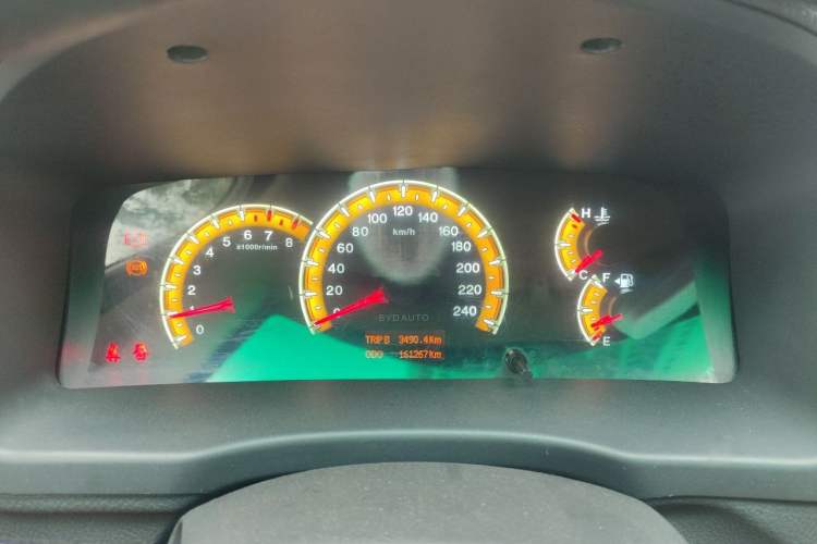 Used BYD F3 2015 Energy-Saving Edition 1.5L Manual Luxury Model Instrument Cluster
