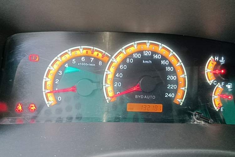 Used BYD F3 2015 Energy-Efficient Model 1.5L Manual Comfort Edition Instrument Cluster