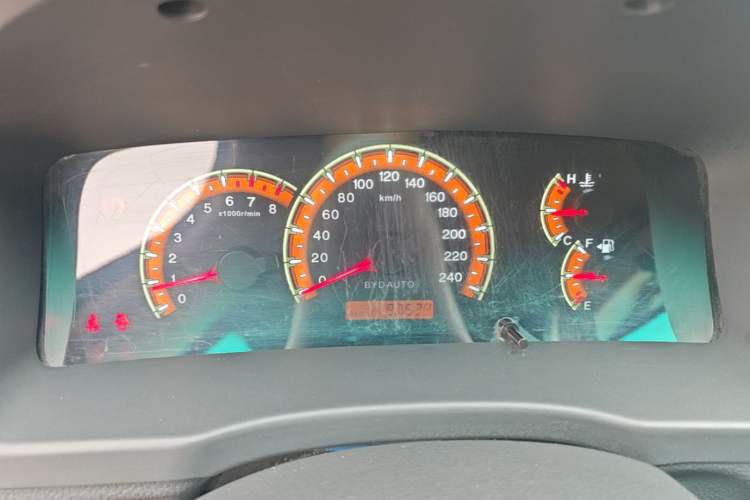 Used BYD F3 2015 Energy-Efficient Model 1.5L Manual Comfort Edition Instrument Cluster