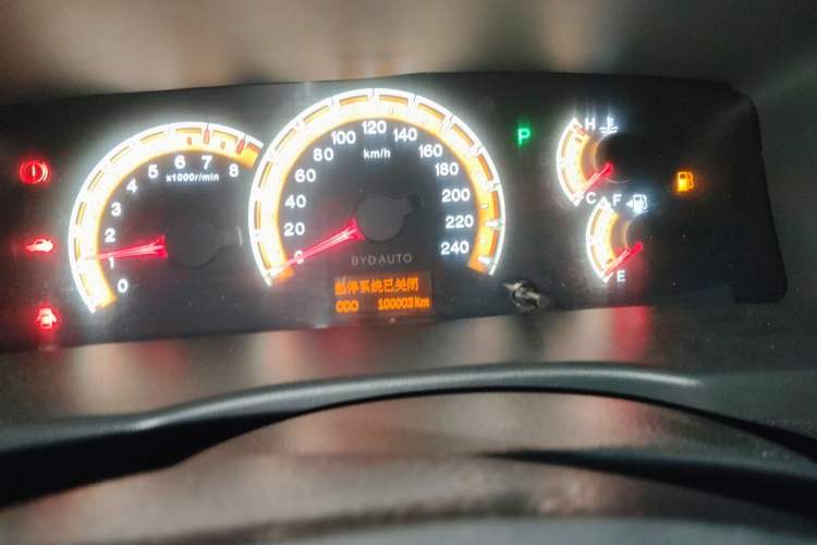 Used BYD F3 2015 Energy-Saving Edition 1.5L Automatic Luxury Model Instrument Cluster