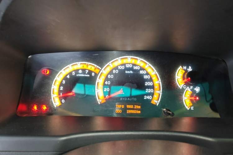 Used BYD F3 2015 Energy-Saving Edition 1.5L Manual Luxury Model Instrument Cluster