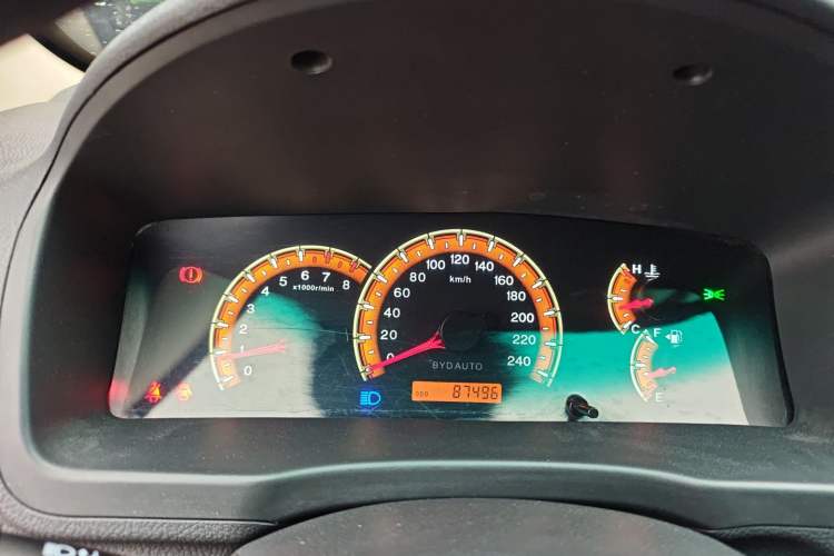 Used BYD F3 2015 Energy-Efficient Model 1.5L Manual Comfort Edition Instrument Cluster