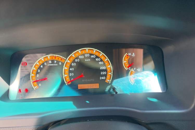 Used BYD F3 2015 Energy-Saving Edition 1.5L Manual Luxury Model Instrument Cluster