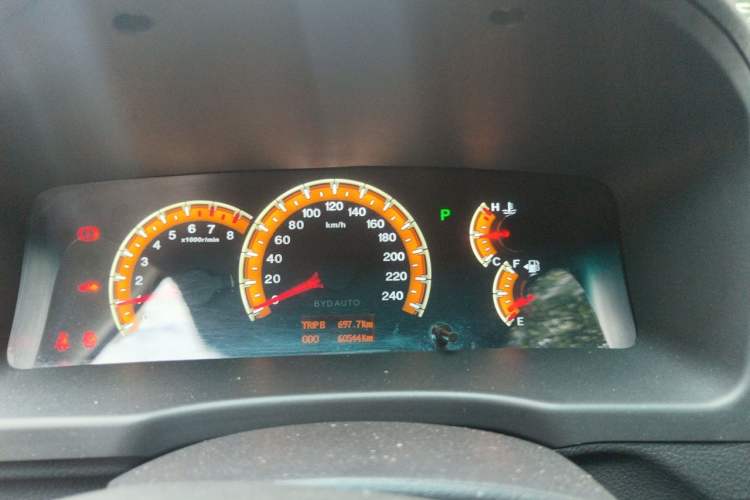 Used BYD F3 2015 Energy-Saving Edition 1.5L Automatic Prestige Model Instrument Cluster