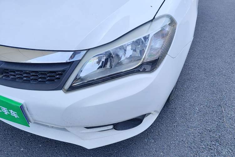 Used BYD F3 2015 Energy-Saving Edition 1.5L Manual Luxury Model Left Front Headlight