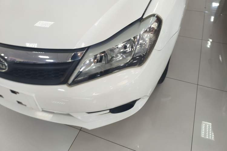 Used BYD F3 2015 Energy-Saving Edition 1.5L Manual Luxury Model Left Front Headlight