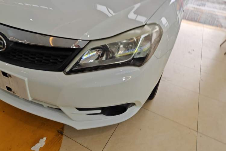 Used BYD F3 2015 Energy-Saving Edition 1.5L Manual Luxury Model Left Front Headlight
