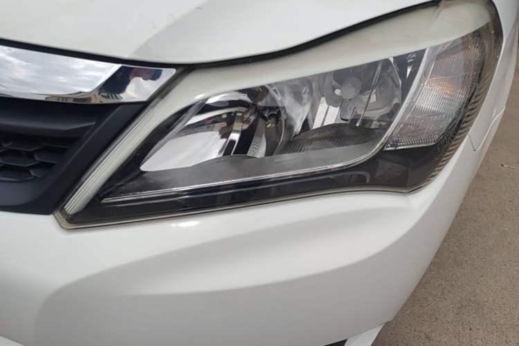Used BYD F3 2015 Energy-Efficient Model 1.5L Manual Comfort Edition Left Front Headlight