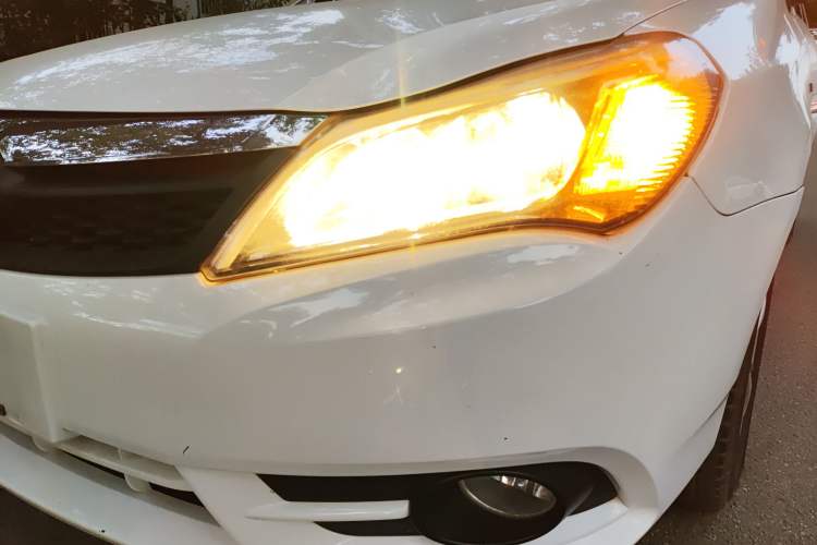 Used BYD F3 2015 Energy-Saving Edition 1.5L Automatic Prestige Model Left Front Headlight