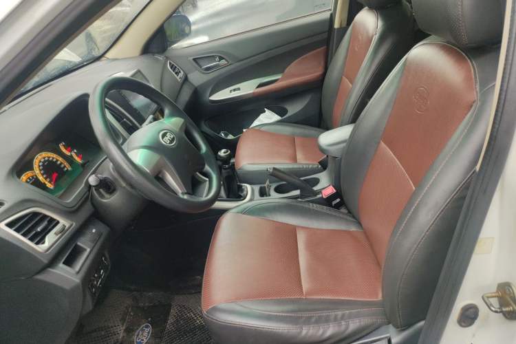 Used BYD F3 2015 Energy-Saving Edition 1.5L Manual Luxury Model Left Front Seat