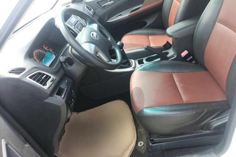 Used BYD F3 2015 Energy-Saving Edition 1.5L Manual Luxury Model Left Front Seat