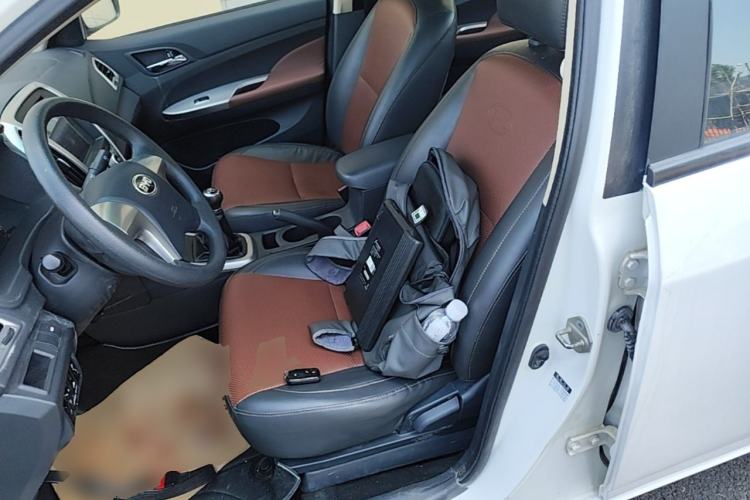 Used BYD F3 2015 Energy-Saving Edition 1.5L Manual Luxury Model Left Front Seat