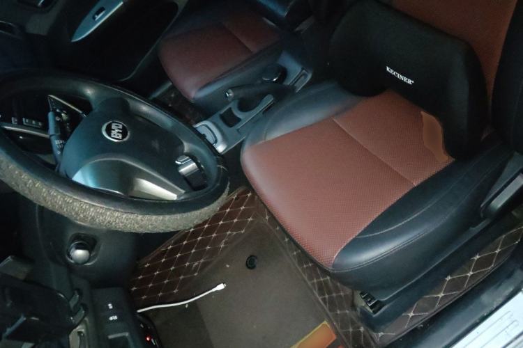 Used BYD F3 2015 Energy-Saving Edition 1.5L Automatic Luxury Model Left Front Seat
