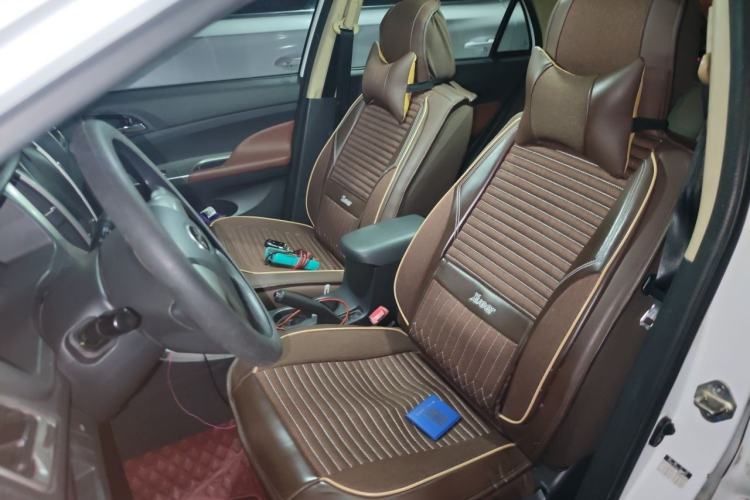 Used BYD F3 2015 Energy-Saving Edition 1.5L Manual Luxury Model Left Front Seat
