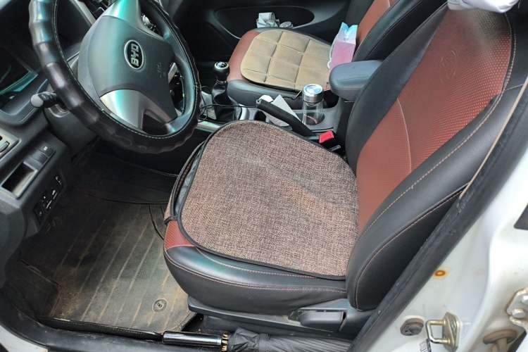 Used BYD F3 2015 Energy-Saving Edition 1.5L Manual Luxury Model Left Front Seat